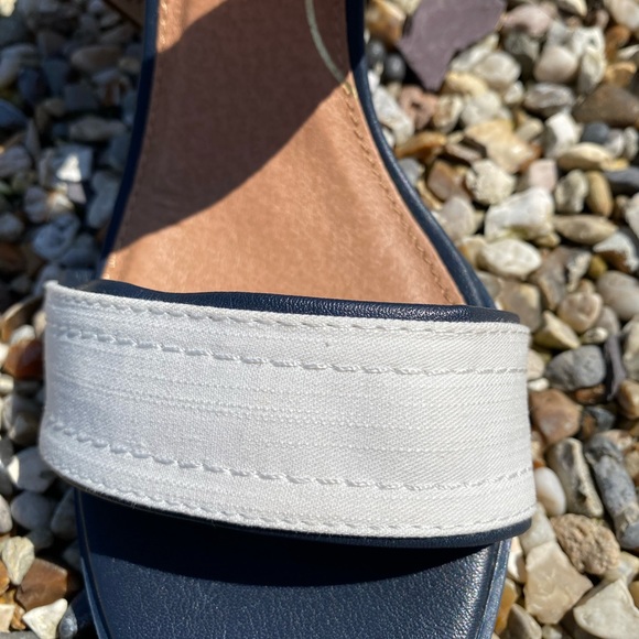 BNWT Boxed Wrangler Size 6 Sunny Dayla Block Heeled Sandals White Chunky Straps - Picture 9 of 15